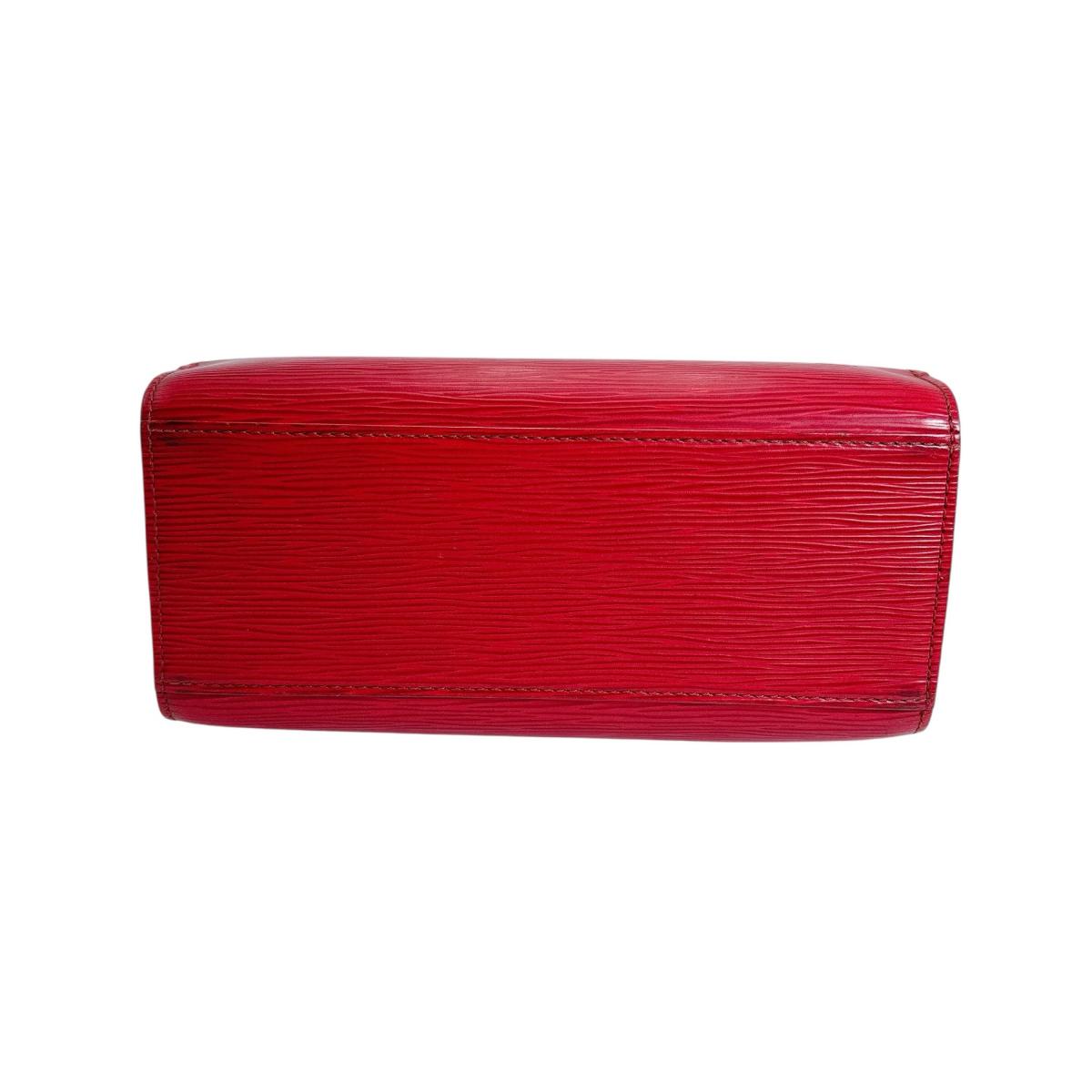ルイヴィトン LOUIS VUITTON ハンドバッグ
ハンドバッグ ポンヌフ エピ エピレザー M52057 レッド LV
【SS】
【中古】