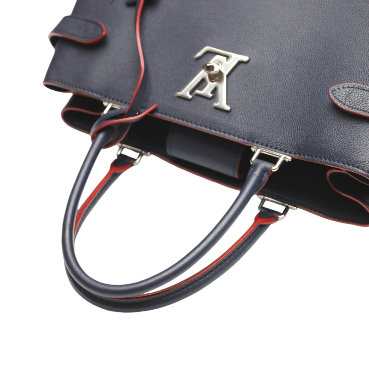 ルイヴィトン LOUIS VUITTON ハンドバッグ
2WAYバッグ ロックミーデーマリヌルージュ M53645 ネイビー×レッド LV
【SS】
【中古】