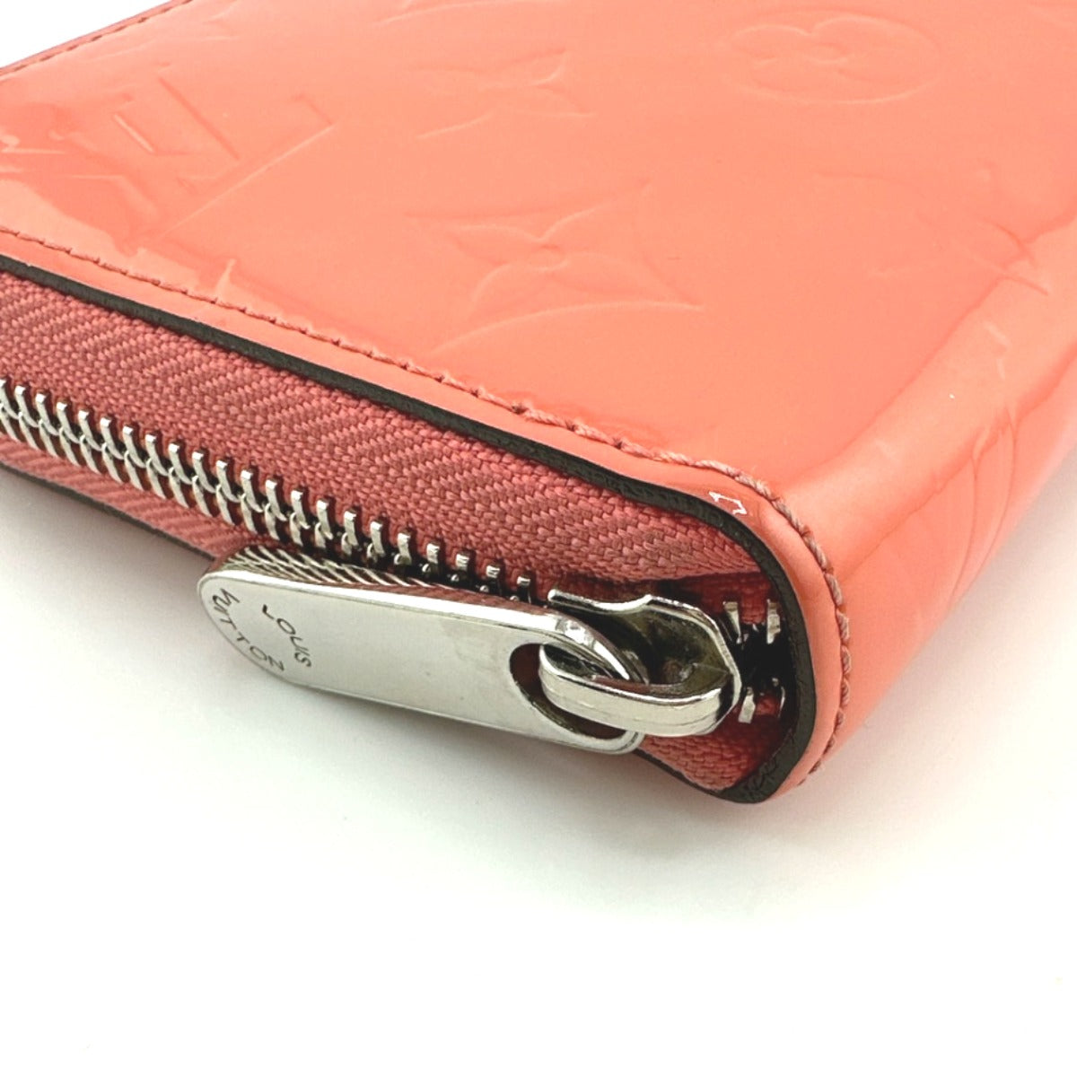 ルイヴィトン LOUIS VUITTON 長財布
ラウンドファスナー ヴェルニ ジッピーウォレット モノグラムヴェルニ M93202 ローズリッチ LV
【SS】
【中古】