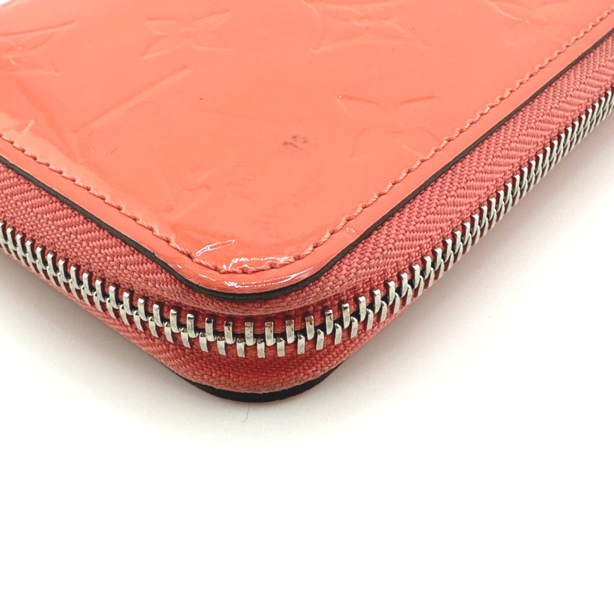ルイヴィトン LOUIS VUITTON 長財布
ラウンドファスナー ヴェルニ ジッピーウォレット モノグラムヴェルニ M93202 ローズリッチ LV
【SS】
【中古】
