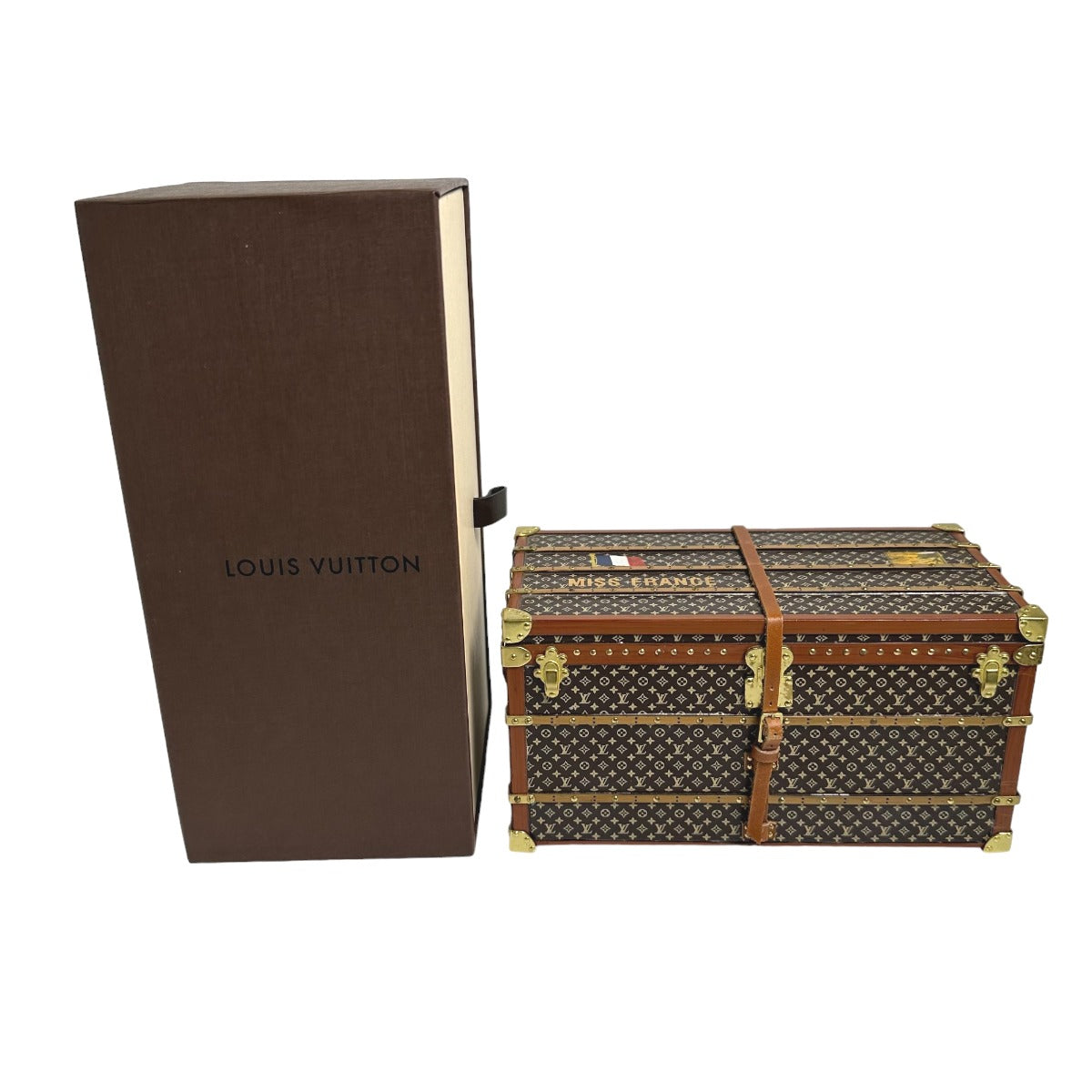 ルイヴィトン LOUIS VUITTON オブジェ
トランク型オブジェ モノグラム ペーパーウェイト Not specified(指定なし) M99408 ブラウン LV
【SS】
【中古】