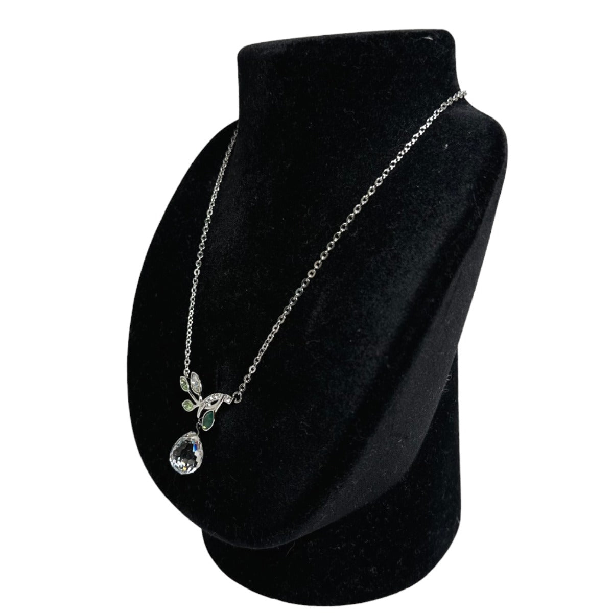スワロフスキー SWAROVSKI ネックレス
ネックレス リーフモチーフ ラインストーン シルバー 【SS】
【中古】