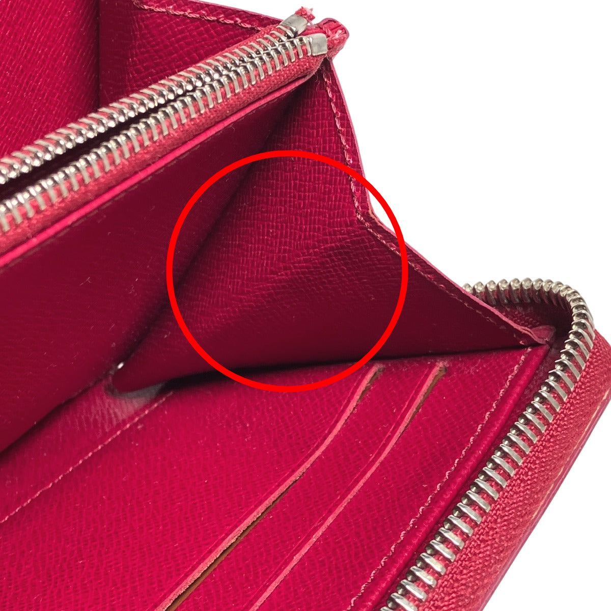 ルイヴィトン LOUIS VUITTON 長財布
ラウンドファスナー エピ ジッピーウォレット エピレザー M60305 フューシャ LV
【SS】
【中古】