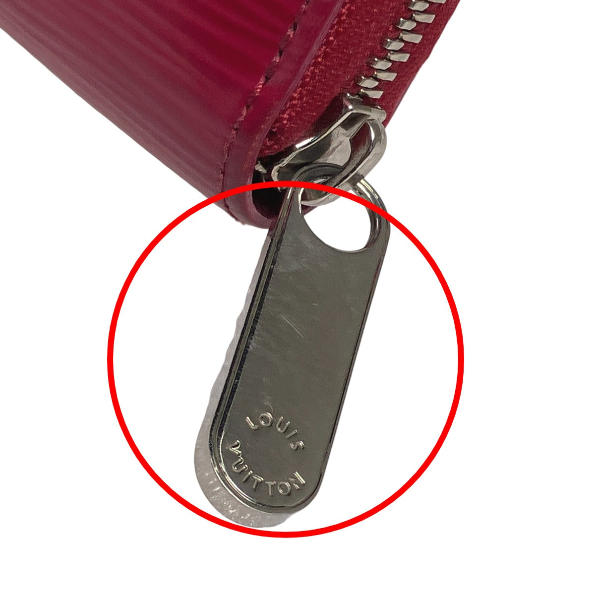 ルイヴィトン LOUIS VUITTON 長財布
ラウンドファスナー エピ ジッピーウォレット エピレザー M60305 フューシャ LV
【SS】
【中古】