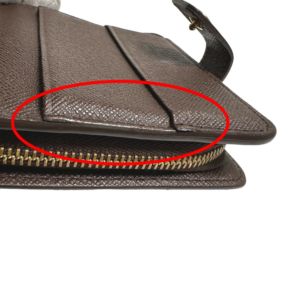 ルイヴィトン LOUIS VUITTON 二つ折り財布
カード用ポケットファスナー付財布 ダミエ コンパクト・ジップ ダミエキャンバス N61668 ブラウン LV
【SS】
【中古】