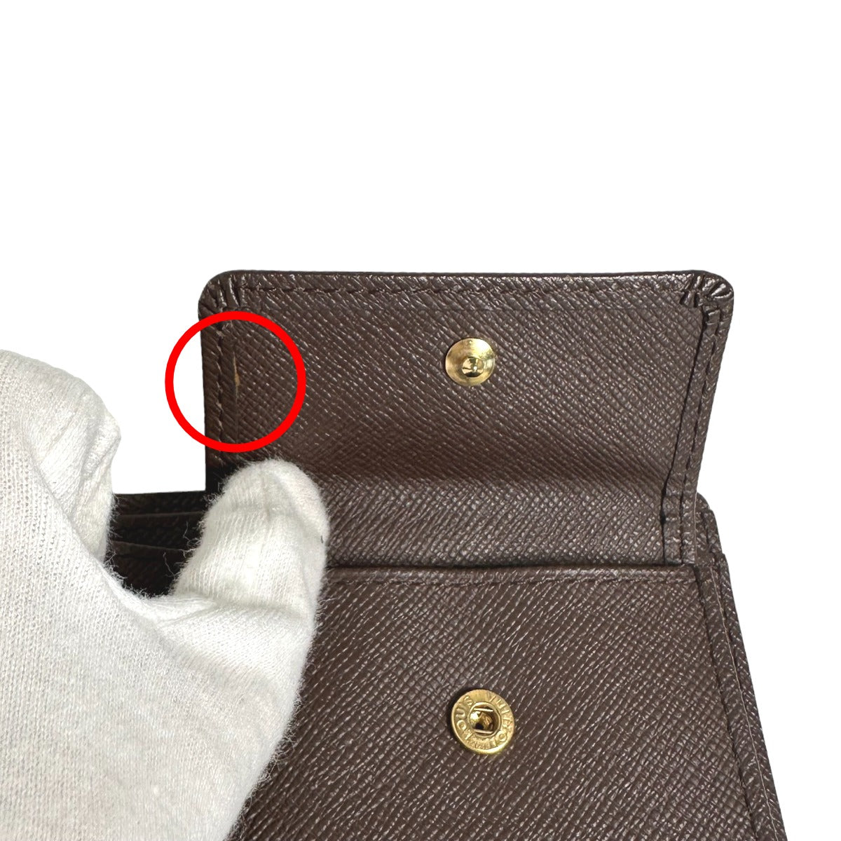 ルイヴィトン LOUIS VUITTON 二つ折り財布
カード用ポケット付2つ折財布 ダミエ ポルトフォイユ・マルコ ダミエキャンバス N61675 ブラウン LV
【SS】
【中古】