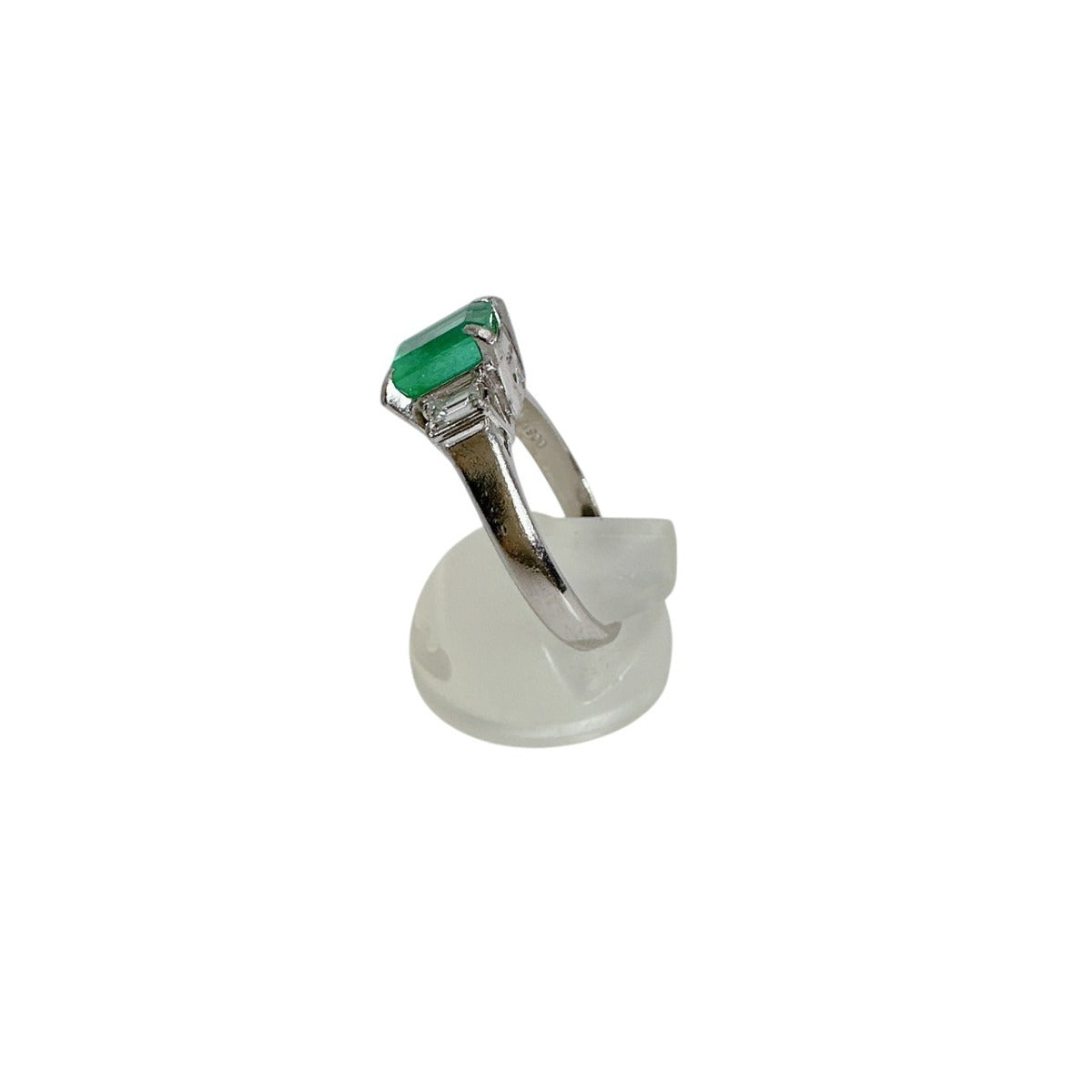 リング・指輪
指輪 エメラルド 1.72CT Pt900 14号 Pt900プラチナ シルバー 【SS】
【中古】