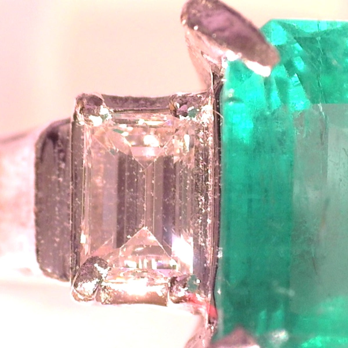 リング・指輪
指輪 エメラルド 1.72CT Pt900 14号 Pt900プラチナ シルバー 【SS】
【中古】