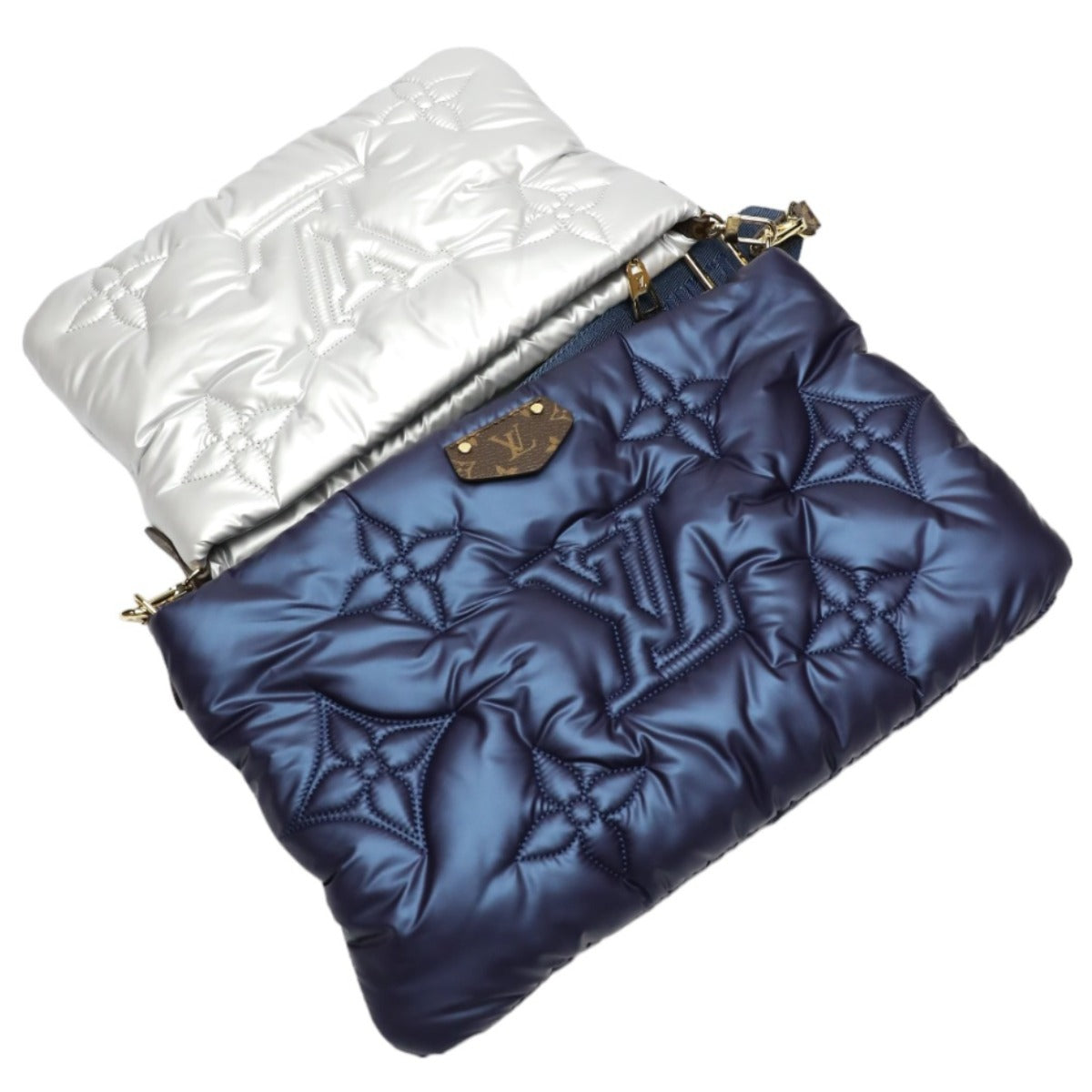 ルイヴィトン LOUIS VUITTON ショルダーバッグ
マキシミュルティ モノグラム ポシェットアクセソワール モノグラムキャンバス M21057 ネイビー/シルバー LV
【中古】