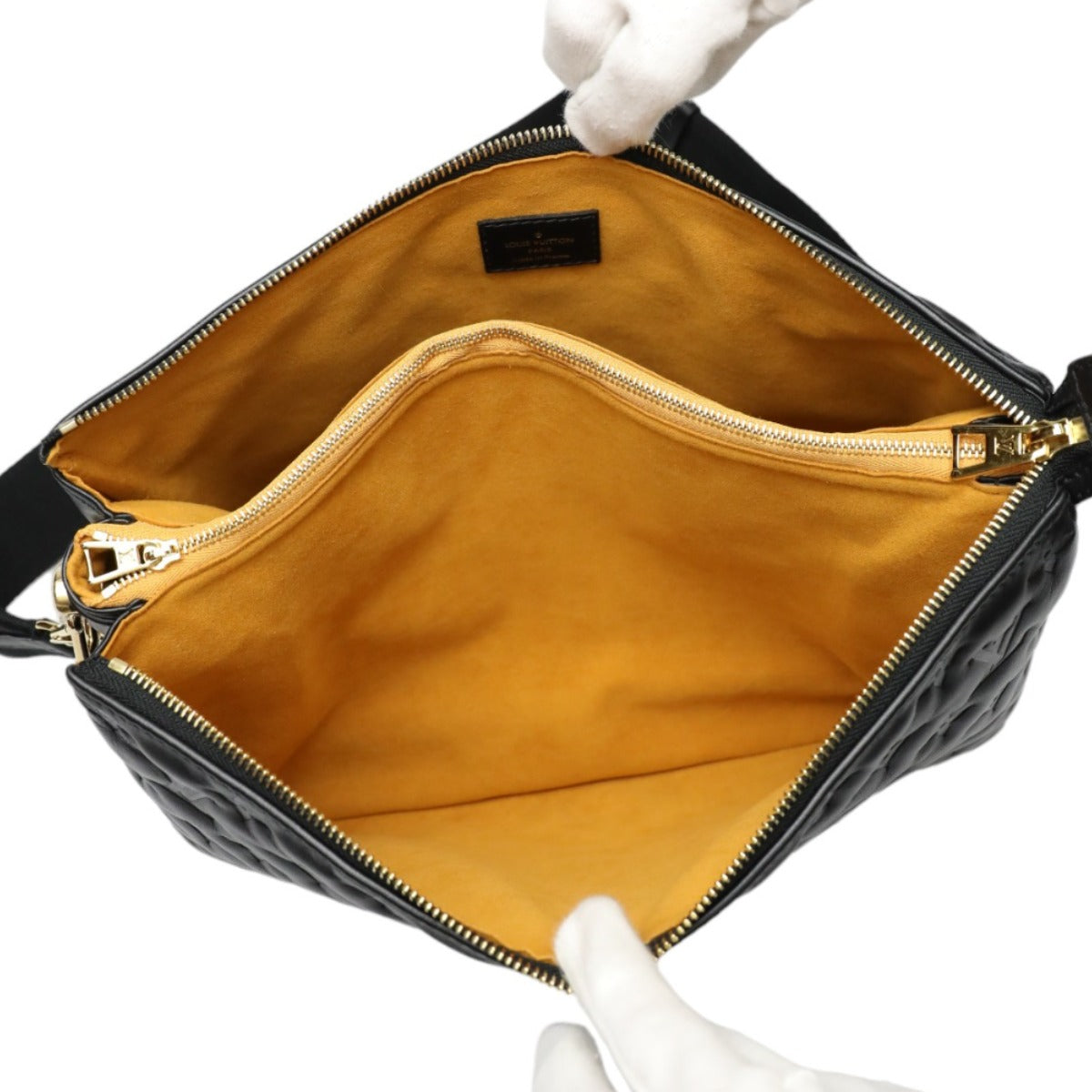 ルイヴィトン LOUIS VUITTON ショルダーバッグ
ショルダーバッグ モノグラム クッサンPM レザー M57790 ノワール LV
【SS】
【中古】