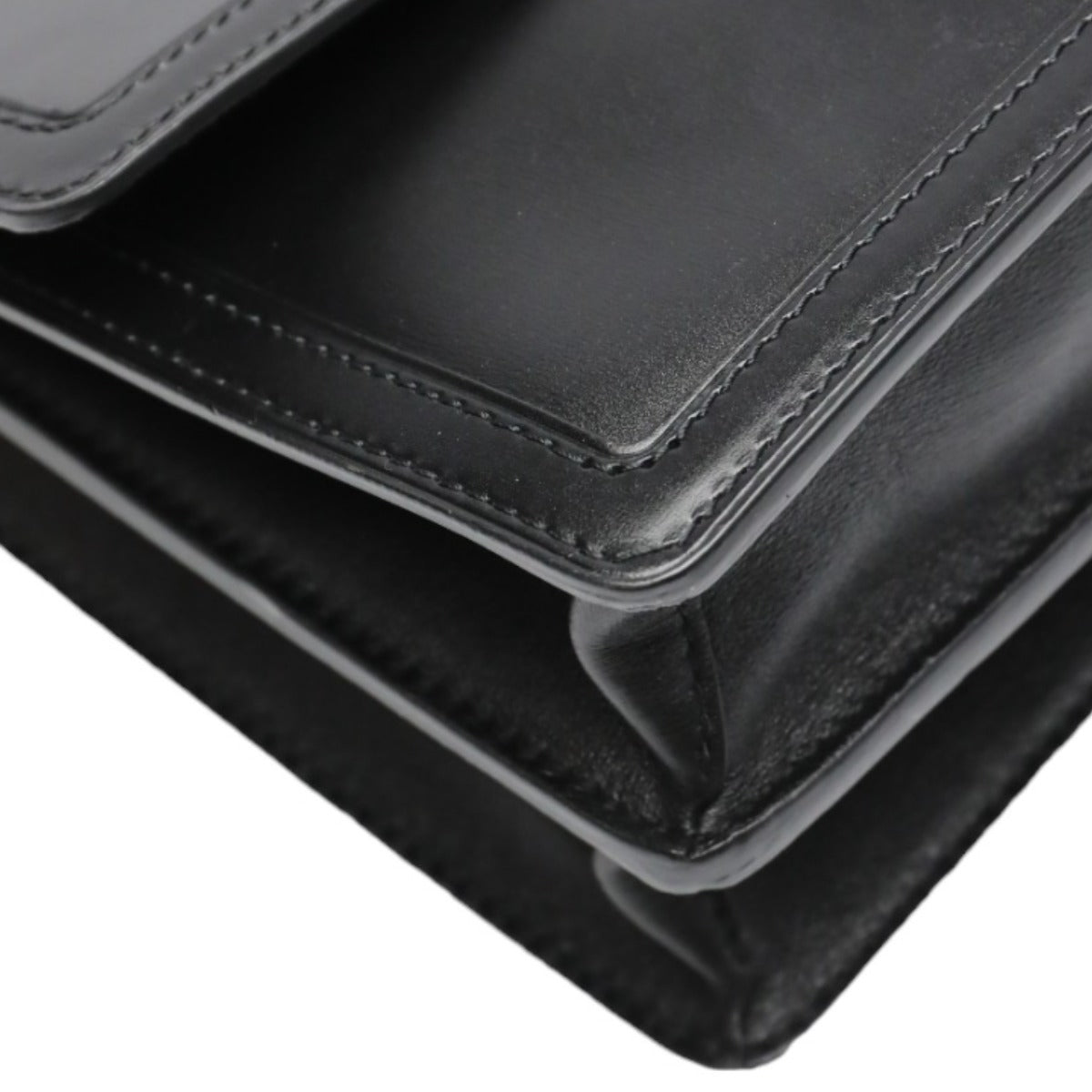 ルイヴィトン LOUIS VUITTON ショルダーバッグ
ドーフィーヌMM LVロック チェーン カーフ M55821 ノワール LV
【SS】
【中古】