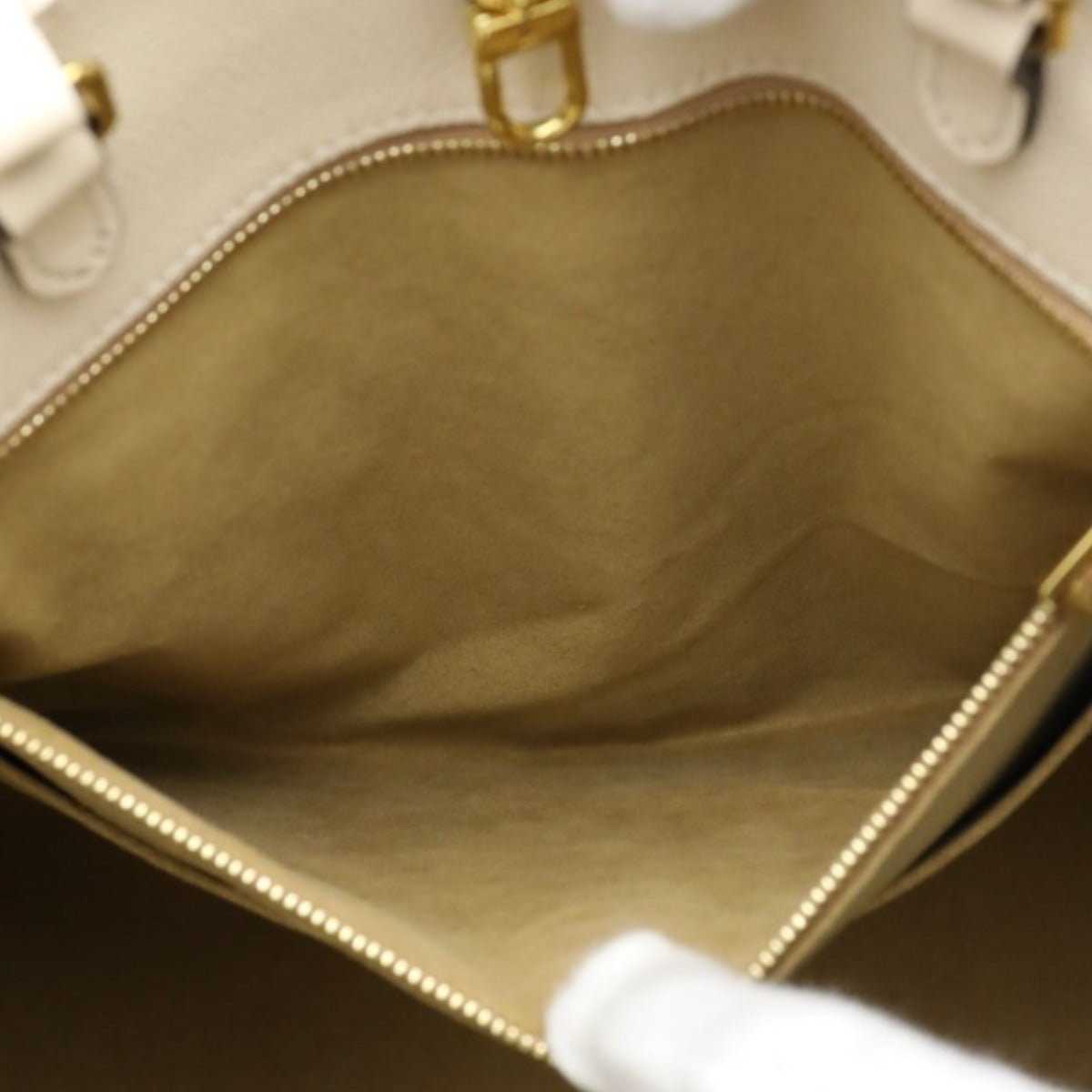 ルイヴィトン LOUIS VUITTON トートバッグ
オンザゴーGM モノグラム ショルダーバック モノグラムアンプラント M45081 ベージュ LV
【SS】
【中古】