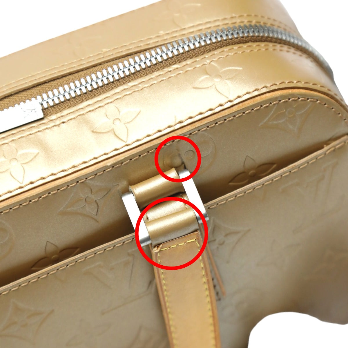 ルイヴィトン LOUIS VUITTON ハンドバッグ
ハンドバッグ モノグラムマット シェルトン モノグラムマット M55177 マットゴールド LV
【SS】
【中古】
