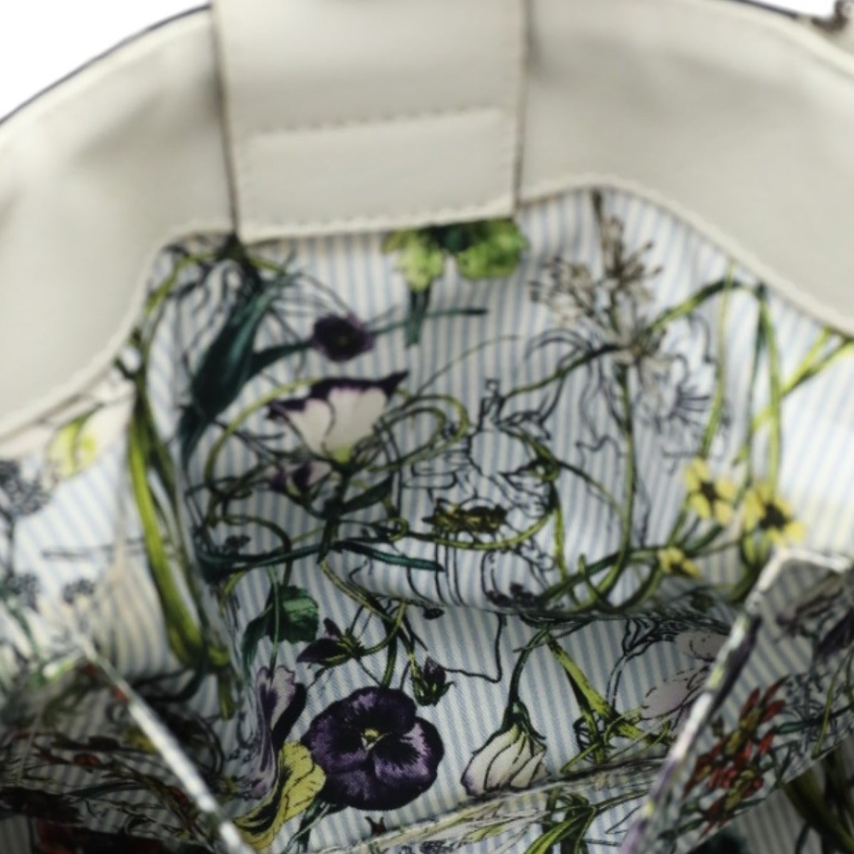グッチ GUCCI ハンドバッグ
ハンドバッグ ストロー レザー バンブーショッパー キャンバス 311175 ベージュ×ホワイト 【SS】
【中古】