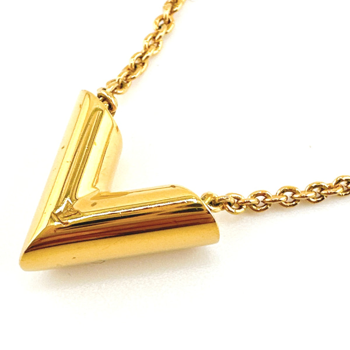 ルイヴィトン LOUIS VUITTON ネックレス
ネックレス 長さ調整可能 エセンシャル V GP M61083 ゴールド LV
【SS】
【中古】