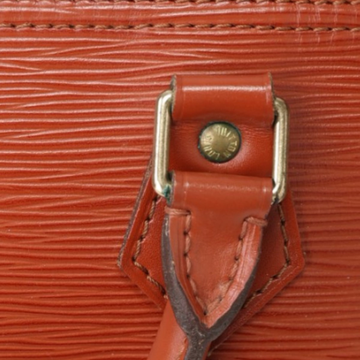 ルイヴィトン LOUIS VUITTON ハンドバッグ
ミニボストン エピ スピーディ30 エピレザー M43003 ケニアブラウン LV
【SS】
【中古】