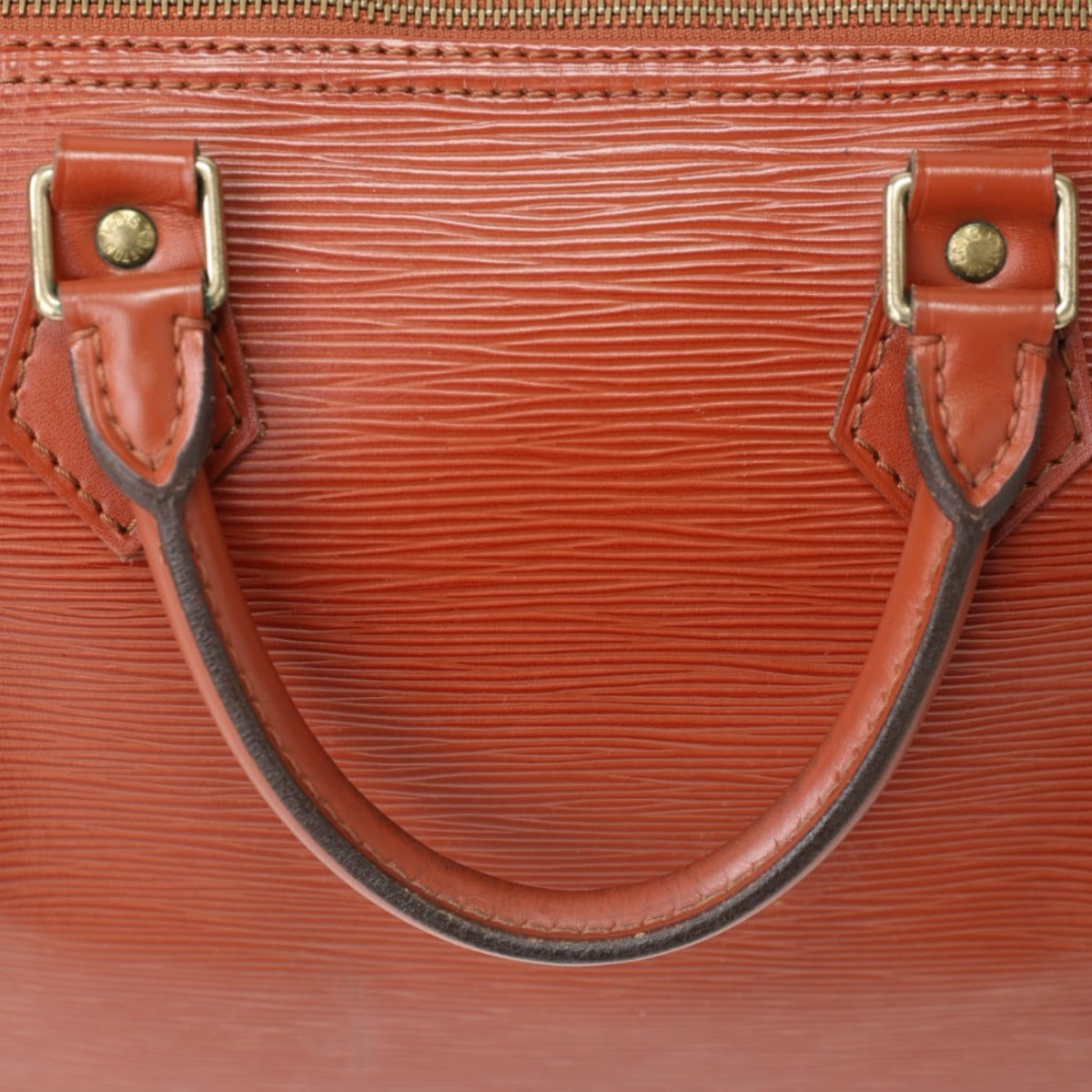 ルイヴィトン LOUIS VUITTON ハンドバッグ
ミニボストン エピ スピーディ30 エピレザー M43003 ケニアブラウン LV
【SS】
【中古】