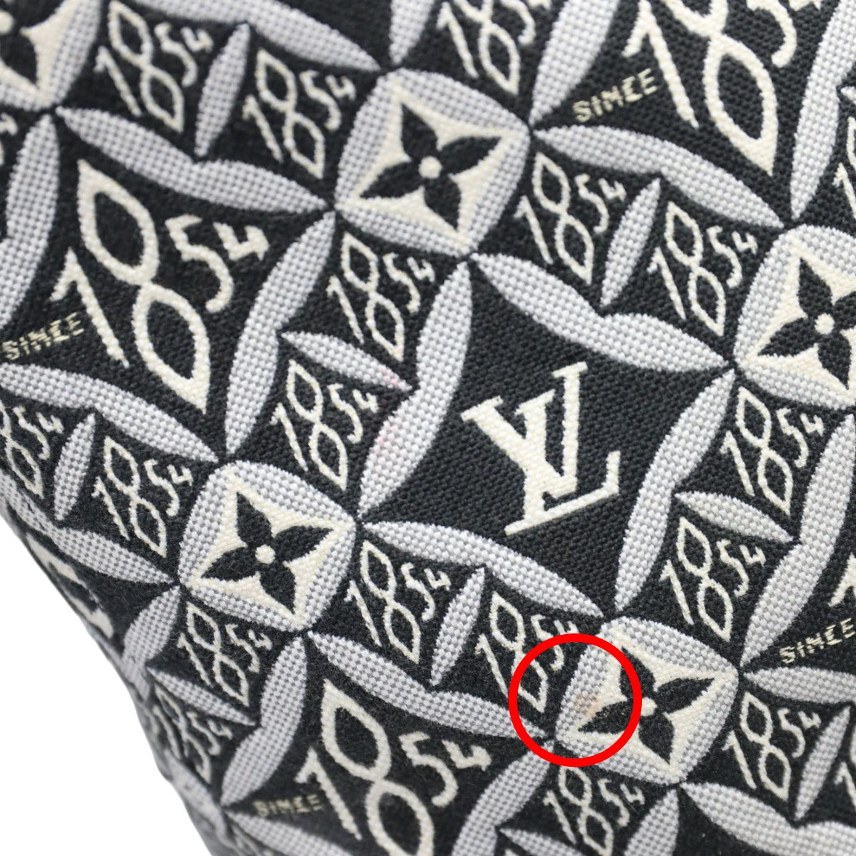 ルイヴィトン LOUIS VUITTON トートバッグ
トートバッグ モノグラム since1854 ネヴァーフルMM M57230 グレー LV
【SS】
【中古】