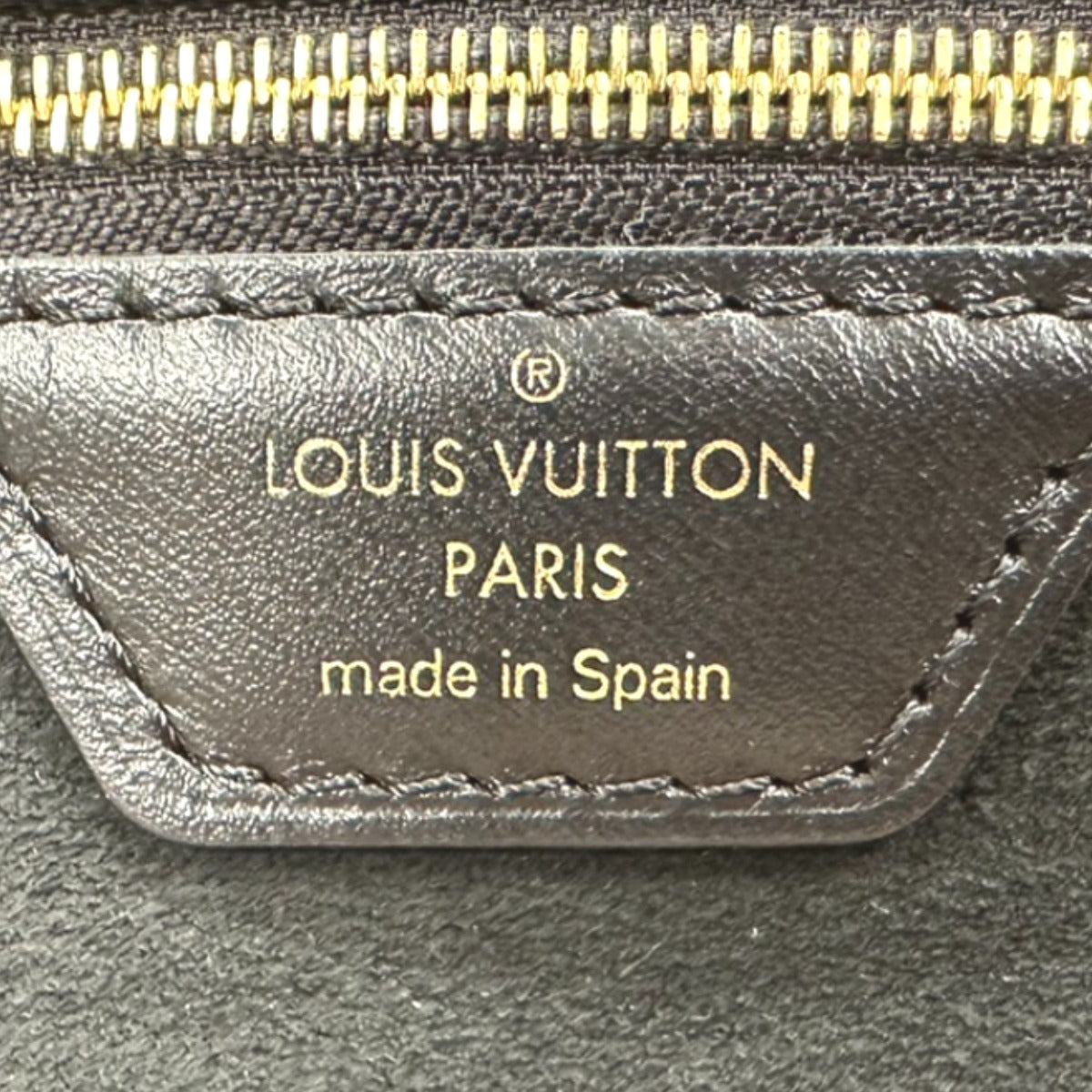 ルイヴィトン LOUIS VUITTON トートバッグ
トートバッグ モノグラム since1854 ネヴァーフルMM M57230 グレー LV
【SS】
【中古】