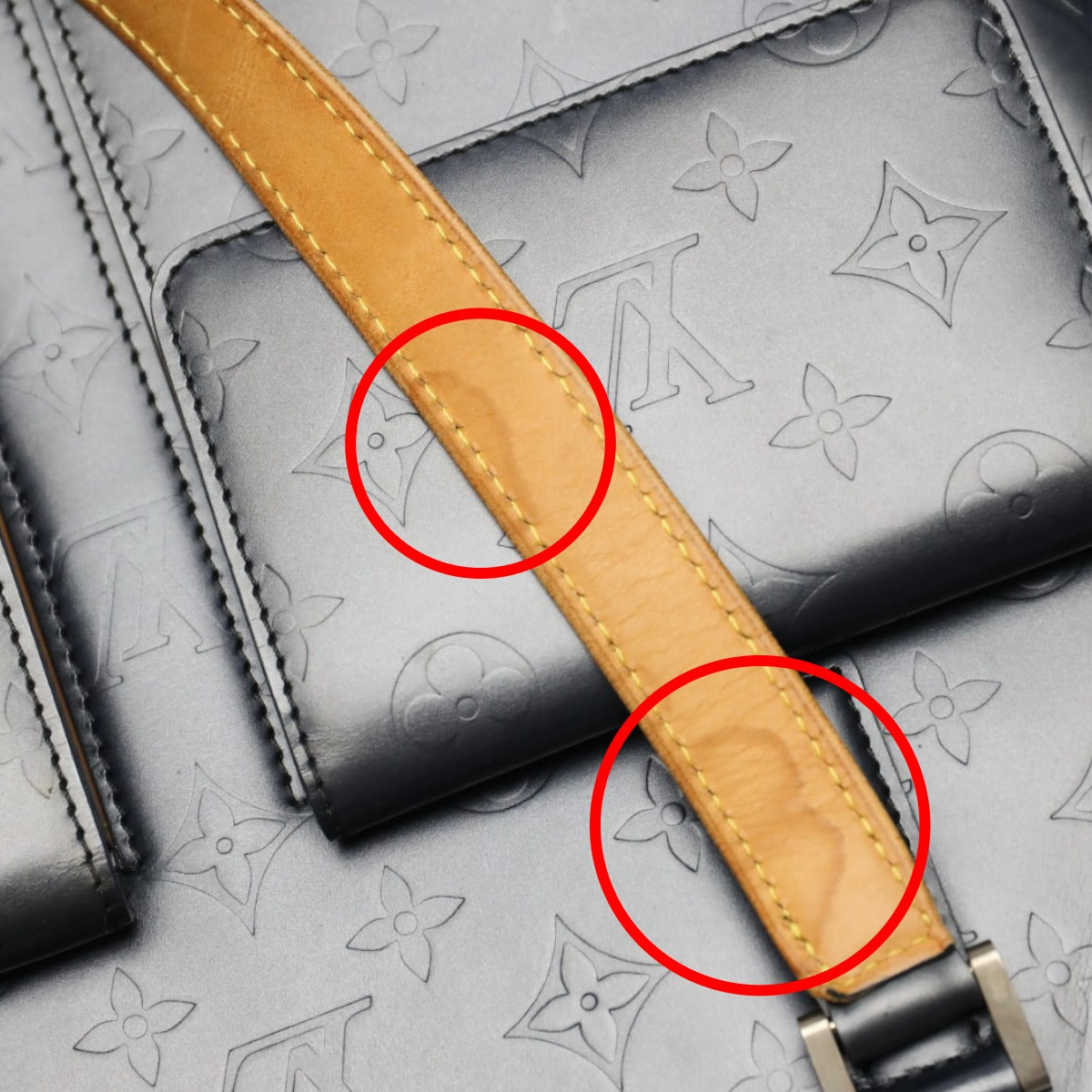 ルイヴィトン LOUIS VUITTON トートバッグ
トートバッグ モノグラム・マット ウィルウッド レザー M55105 ブルー LV
【SS】
【中古】