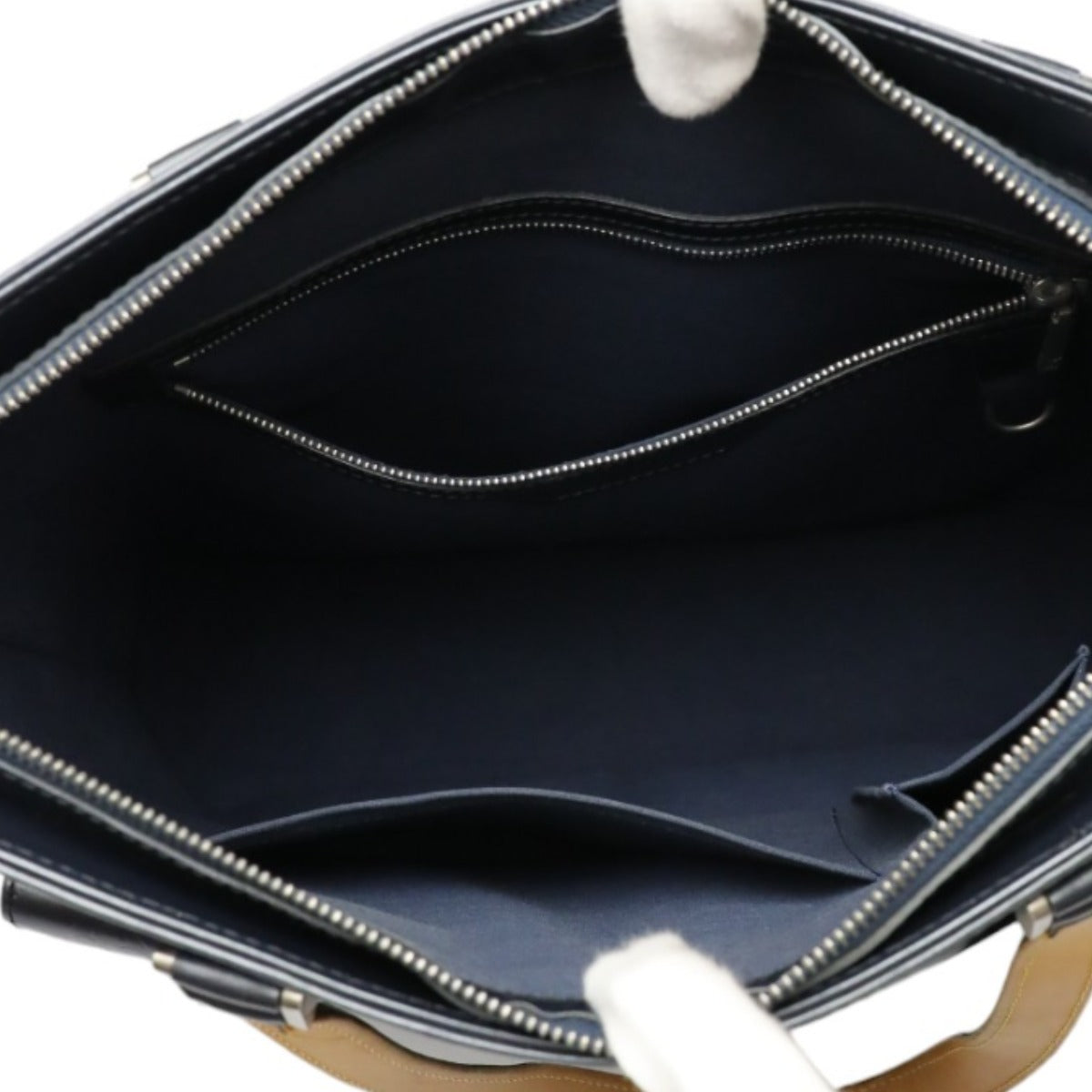 ルイヴィトン LOUIS VUITTON トートバッグ
トートバッグ モノグラム・マット ウィルウッド レザー M55105 ブルー LV
【SS】
【中古】
