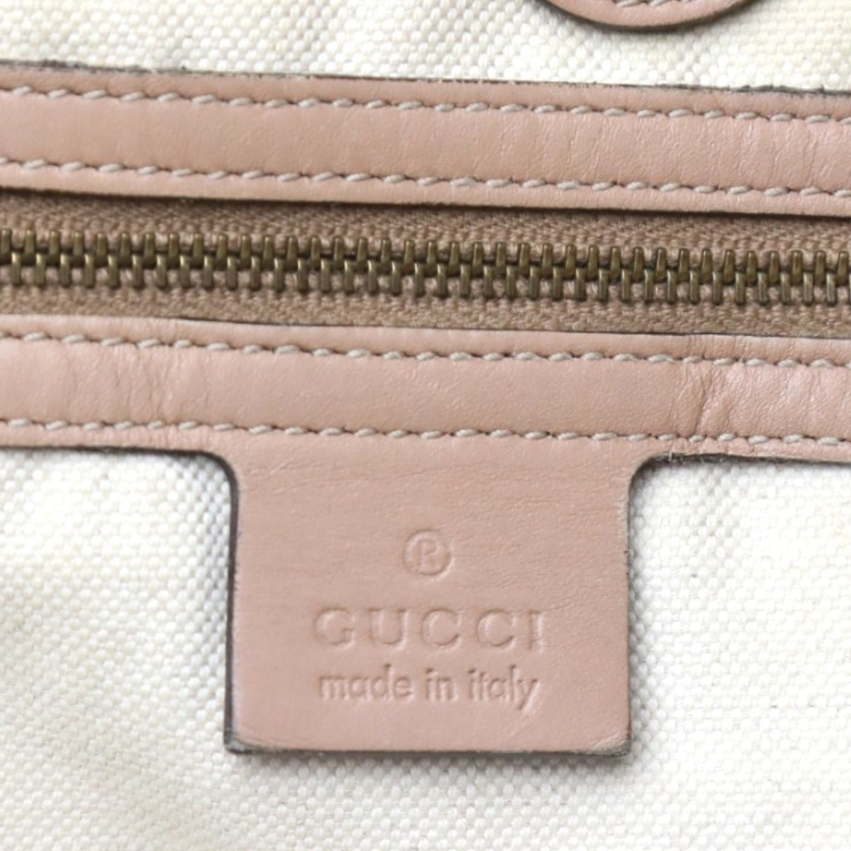 グッチ GUCCI トートバッグ
ハンドバッグ GG柄 キャンバス GGキャンバス 269951 ベージュ 【SS】
【中古】