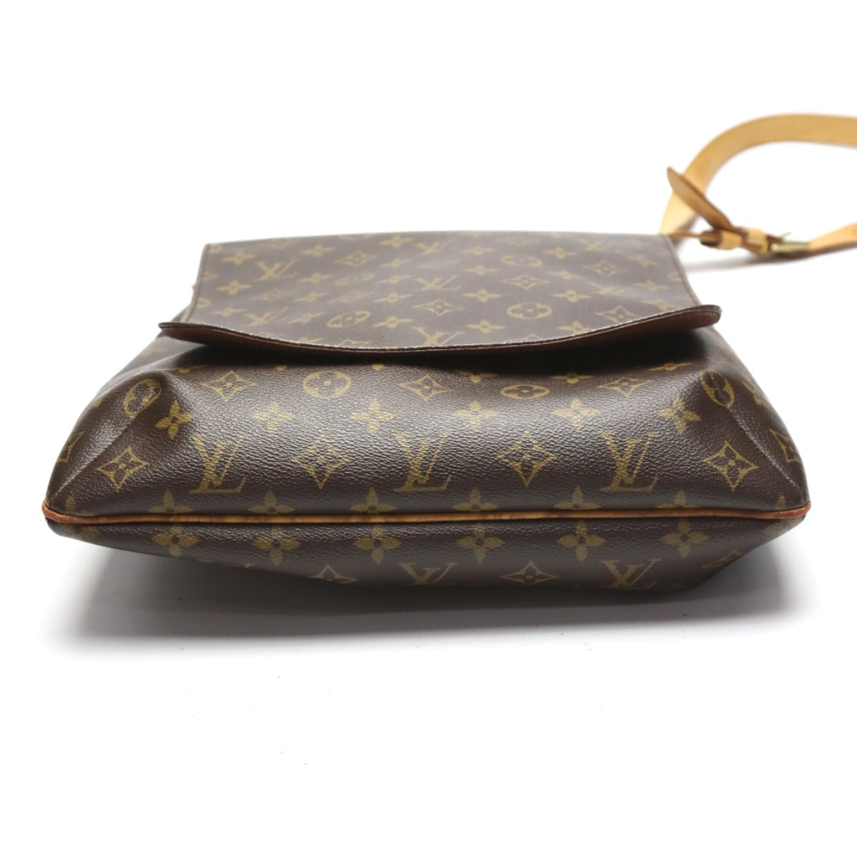 ルイヴィトン LOUIS VUITTON ショルダーバッグ
斜め掛けショルダー モノグラム ミュゼット モノグラムキャンバス M51256 ブラウン LV
【SS】
【中古】