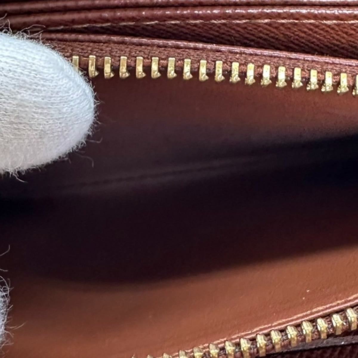 ルイヴィトン LOUIS VUITTON 長財布
ジッピーウォレット モノグラム ラウンドファスナー M60017 ブラウン LV
【SS】
【中古】