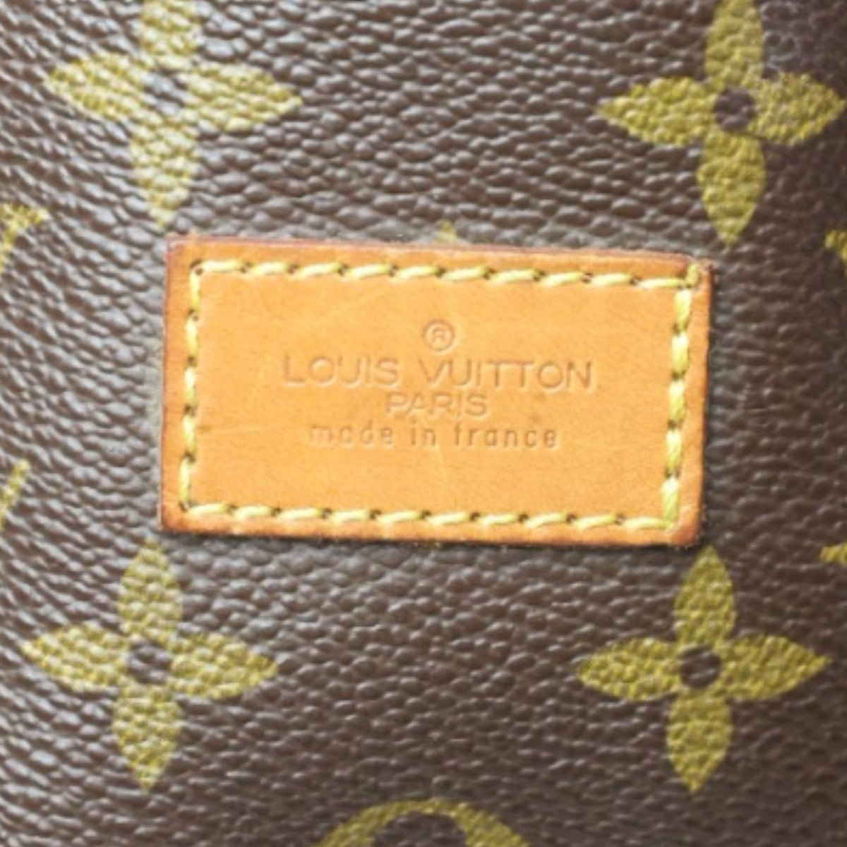 ルイヴィトン LOUIS VUITTON ショルダーバッグ
ソミュール35 モノグラム 斜めがけ M42254 ブラウン LV
【SS】
【中古】