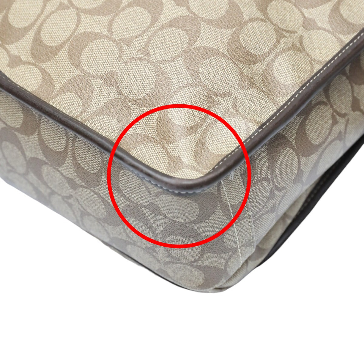 コーチ COACH ショルダーバッグ
メッセンジャーバッグ シグネチャー F70432 ブラウン 【SS】
【中古】