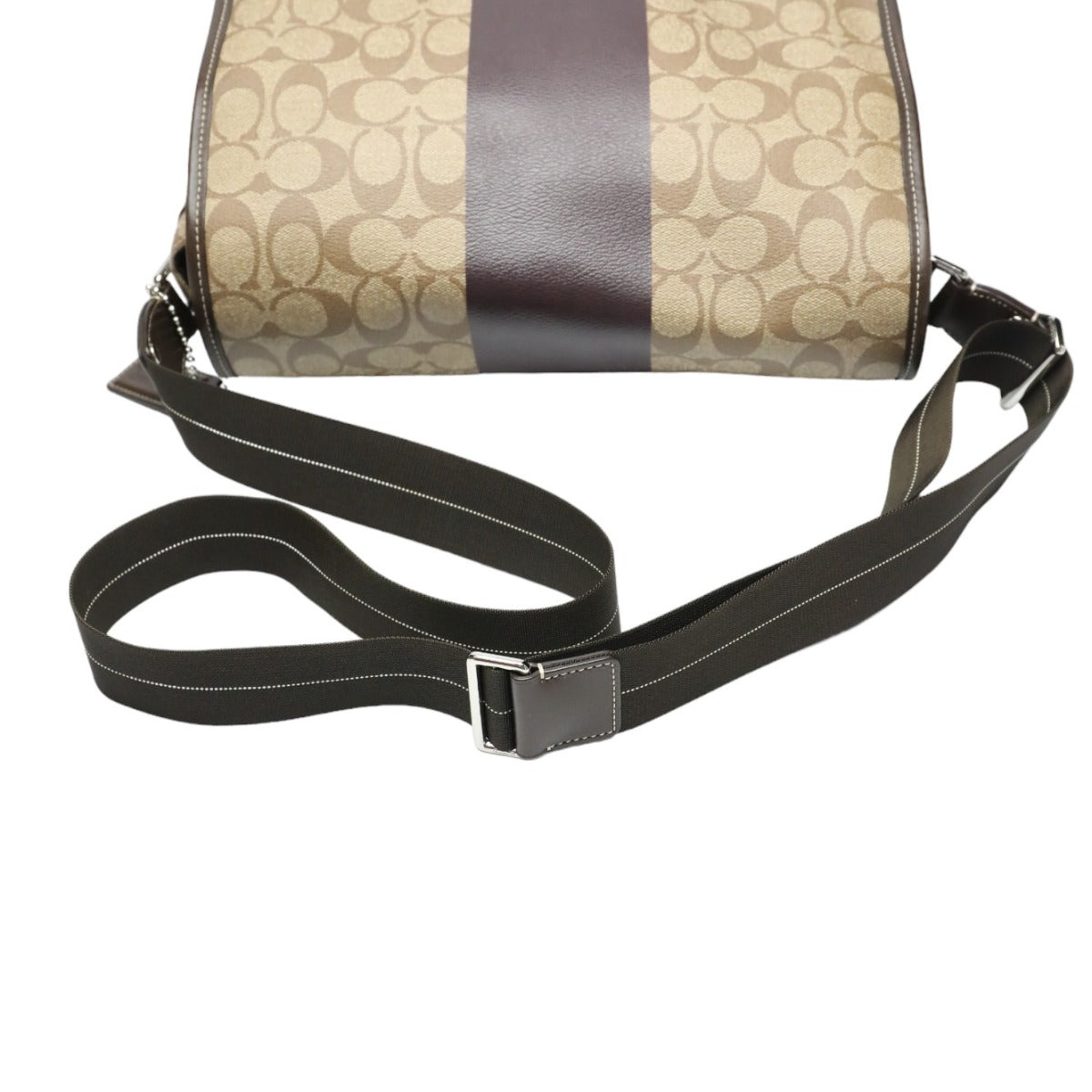 コーチ COACH ショルダーバッグ
メッセンジャーバッグ シグネチャー F70432 ブラウン 【SS】
【中古】
