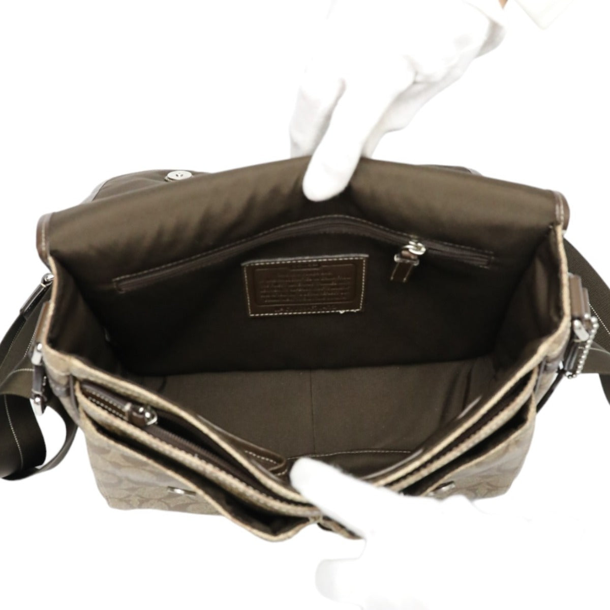 コーチ COACH ショルダーバッグ
メッセンジャーバッグ シグネチャー F70432 ブラウン 【SS】
【中古】