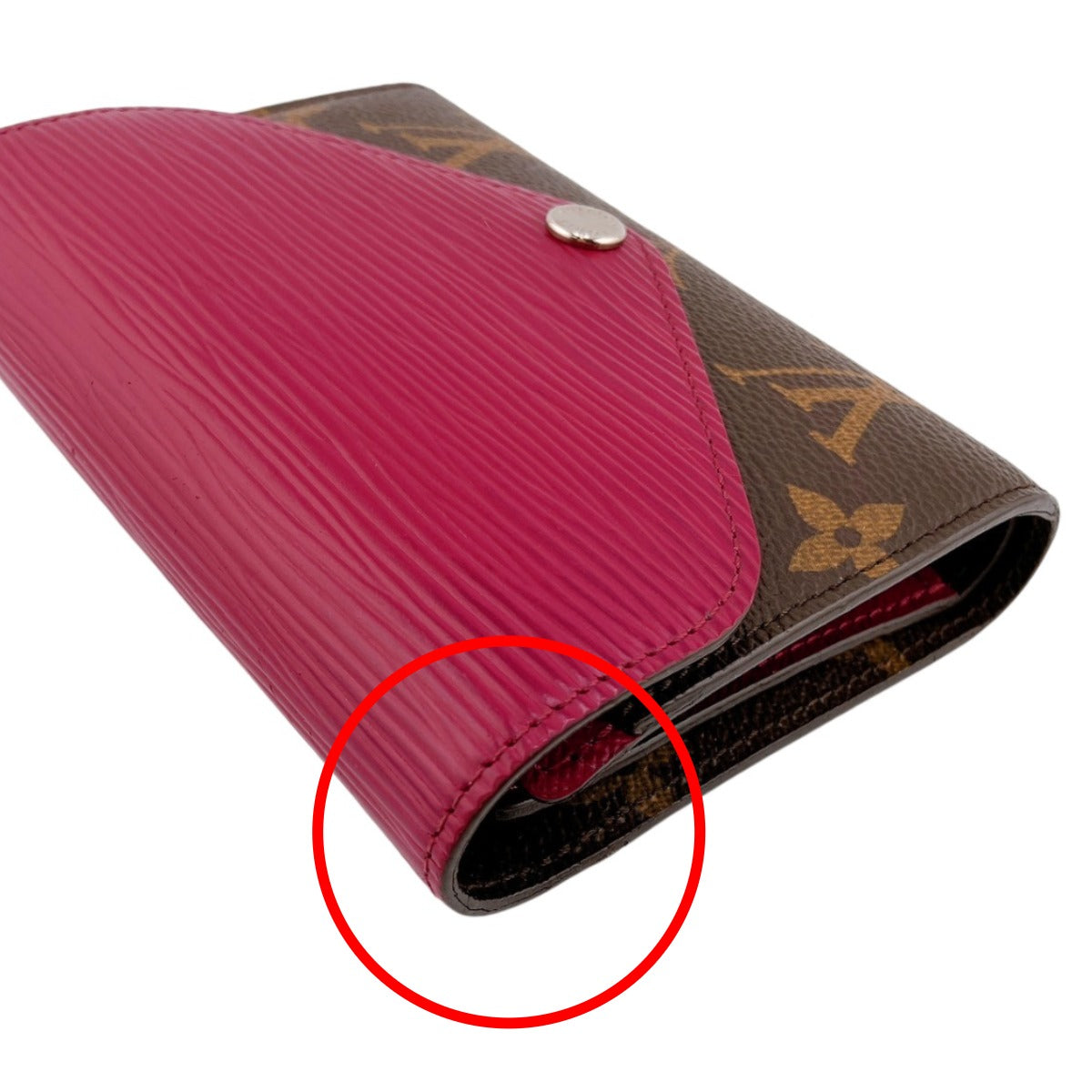 ルイヴィトン LOUIS VUITTON 三つ折り財布
ポルトフォイユ・マリール コンパクト モノグラム 小銭入れ付き モノグラムキャンバス M60494 フューシャ LV
【SS】
【中古】