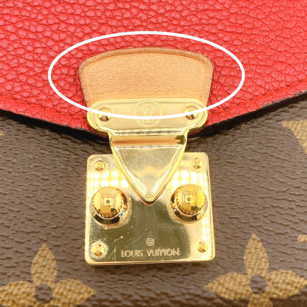 ルイヴィトン LOUIS VUITTON 三つ折り財布
ポルトフォイユ・パラス コンパクト モノグラム 小銭入れ付き モノグラムキャンバス M67478 レッド LV
【SS】
【中古】