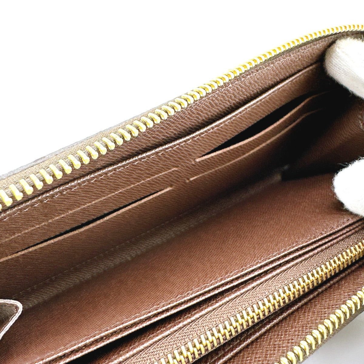 ルイヴィトン LOUIS VUITTON 長財布
ラウンドファスナー ダミエ ジッピーウォレット ダミエキャンバス N60015 エベヌ LV
【中古】