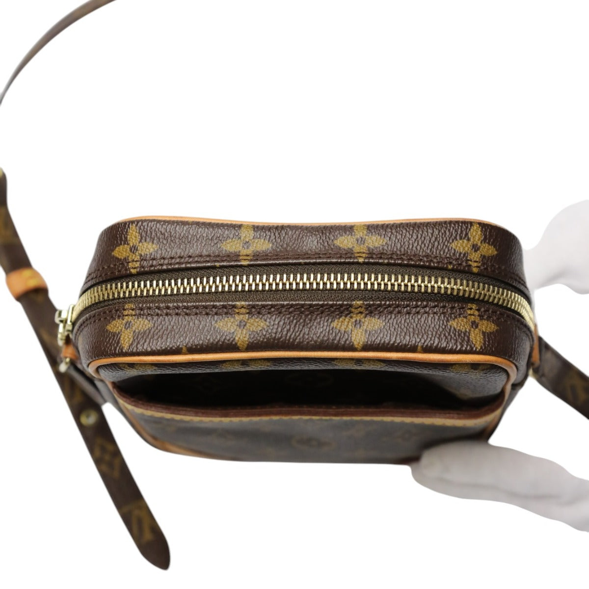 ルイヴィトン LOUIS VUITTON ショルダーバッグ
ショルダーバッグ モノグラム ダヌーブ モノグラムキャンバス M45266 ブラウン LV
【SS】
【中古】