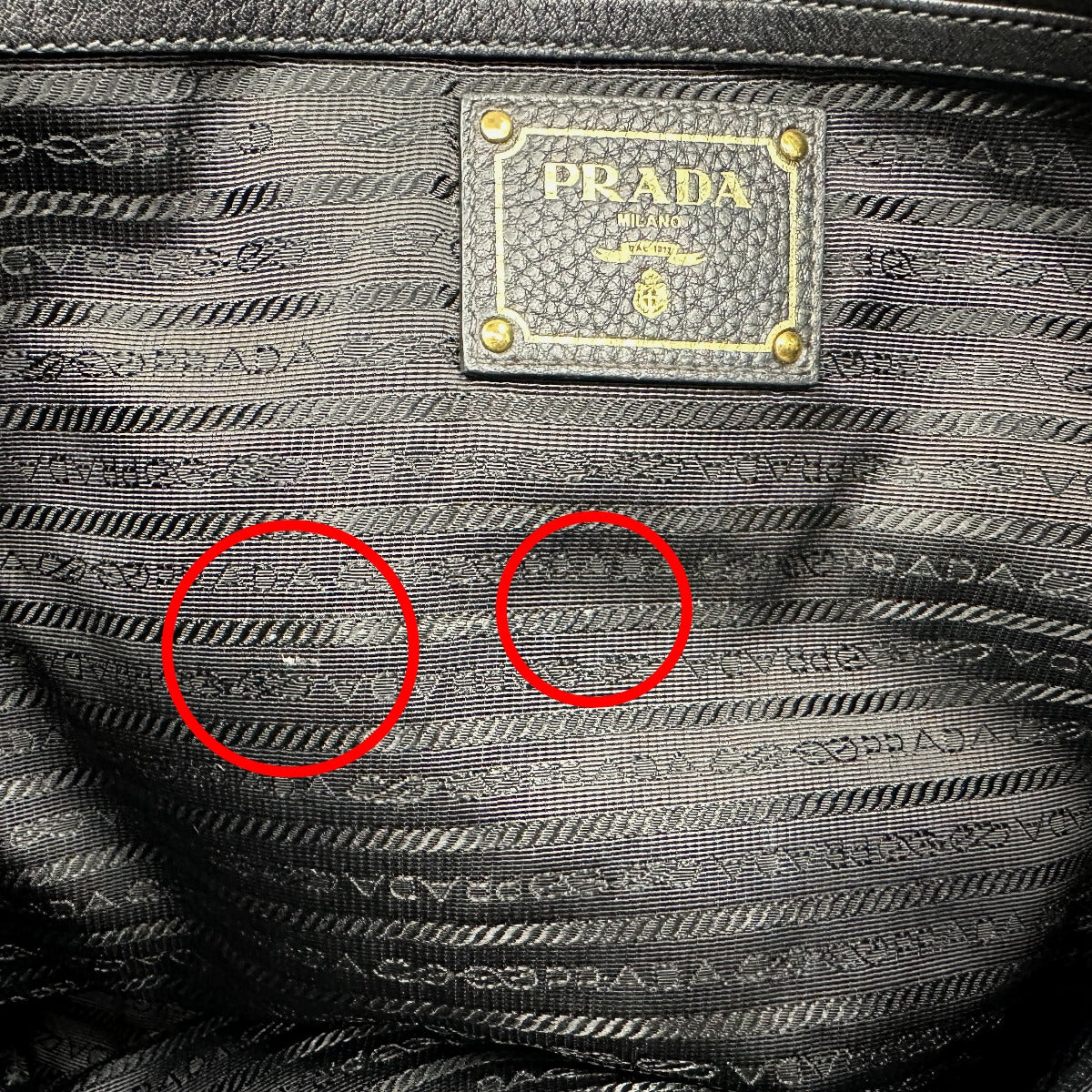 プラダ PRADA トートバッグ
トートバッグ レザー ブラック 【SS】
【中古】