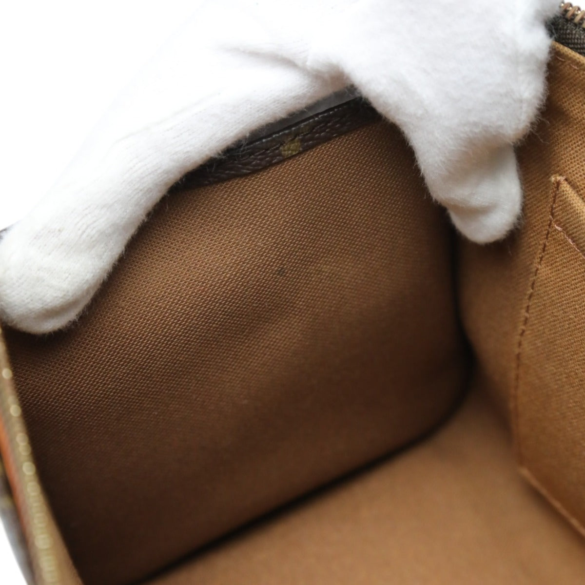 ルイヴィトン LOUIS VUITTON ハンドバッグ
ハンドバッグ モノグラム ポパンクール モノグラムキャンバス M40009 ブラウン LV
【SS】
【中古】