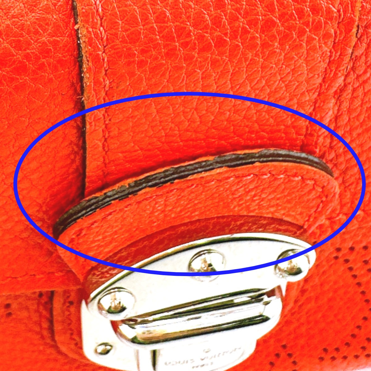 ルイヴィトン LOUIS VUITTON 長財布
ポルトフォイユイリス マヒナ 二つ折り長財布 モノグラムマヒナ M58161 コライユ LV
【SS】
【中古】