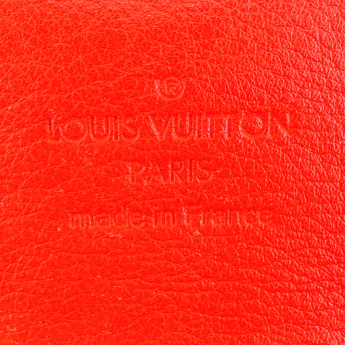 ルイヴィトン LOUIS VUITTON 長財布
ポルトフォイユイリス マヒナ 二つ折り長財布 モノグラムマヒナ M58161 コライユ LV
【SS】
【中古】