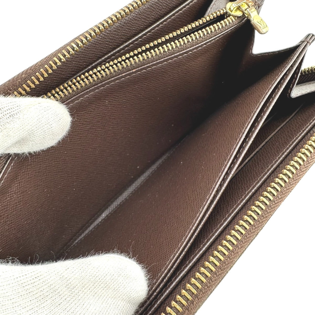 ルイヴィトン LOUIS VUITTON 長財布
ジッピー・ウォレット ダミエ ラウンドファスナー ダミエキャンバス N60015 エベヌ LV
【SS】
【中古】
