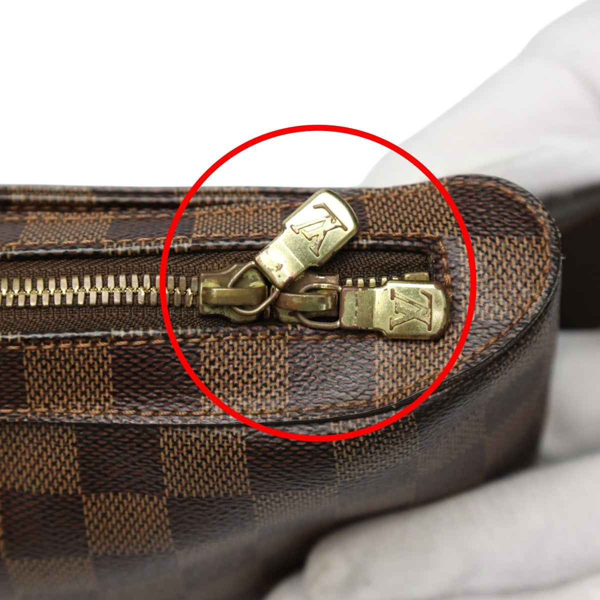 ルイヴィトン LOUIS VUITTON ボディバッグ
ウエストポーチ ダミエ ジェロニモス ダミエキャンバス N51994 エベヌ LV
【SS】
【中古】