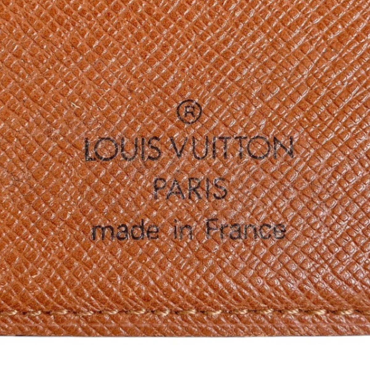 ルイヴィトン LOUIS VUITTON 二つ折り財布
ポルト パピエ・ジップ モノグラム 小銭入れ付き モノグラムキャンバス M61207 ブラウン LV
【SS】
【中古】