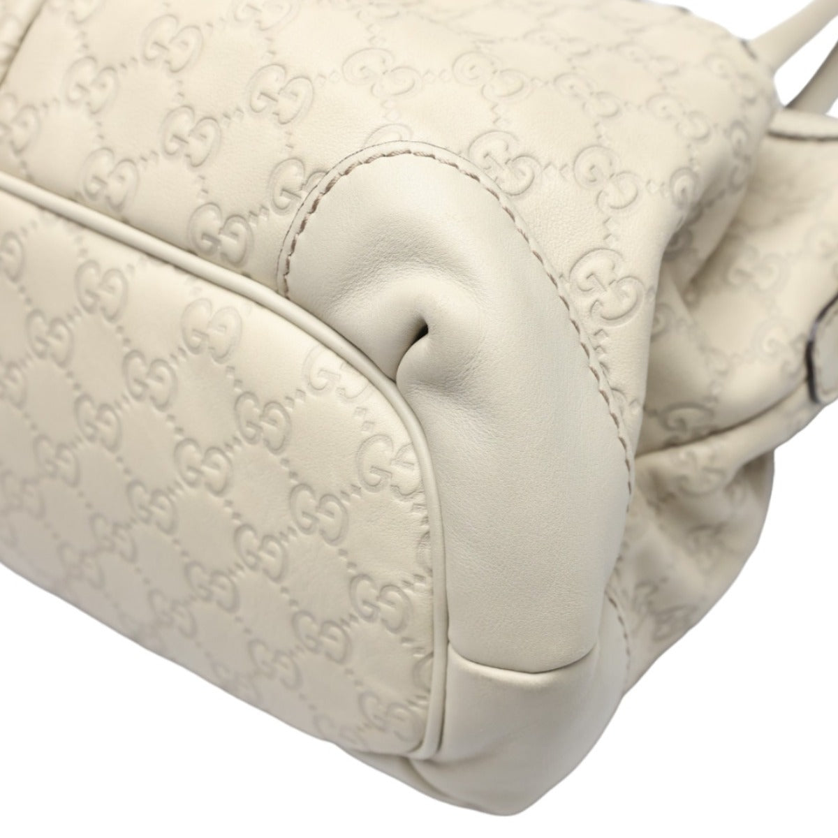 グッチ GUCCI ハンドバッグ
2WAYバッグ WG レザー 斜め掛け レザー 247902 ベージュ 【SS】
【中古】