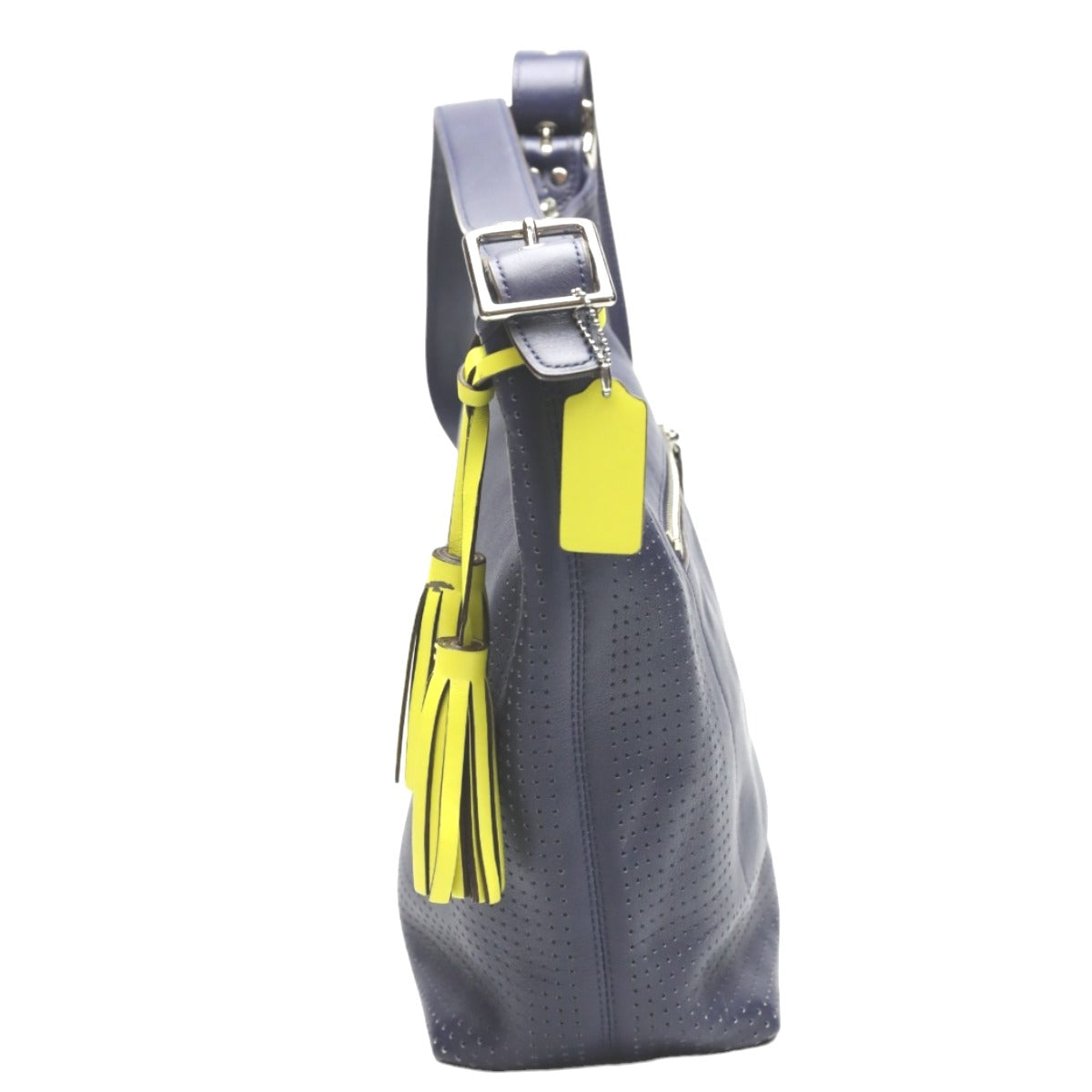 コーチ COACH ショルダーバッグ
ショルダーバッグ フリンジ 斜め掛け レザー F22762 ネイビー 【SS】
【中古】