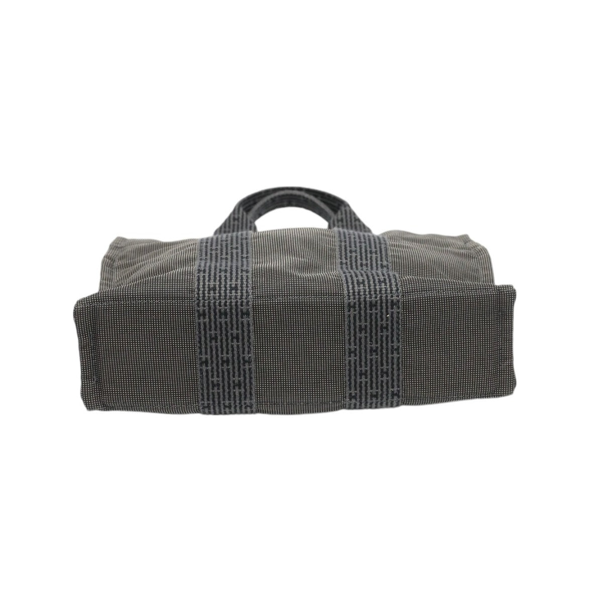 エルメス HERMES ハンドバッグ
ハンドバッグ エールライン キャンバス グレー 【SS】
【中古】