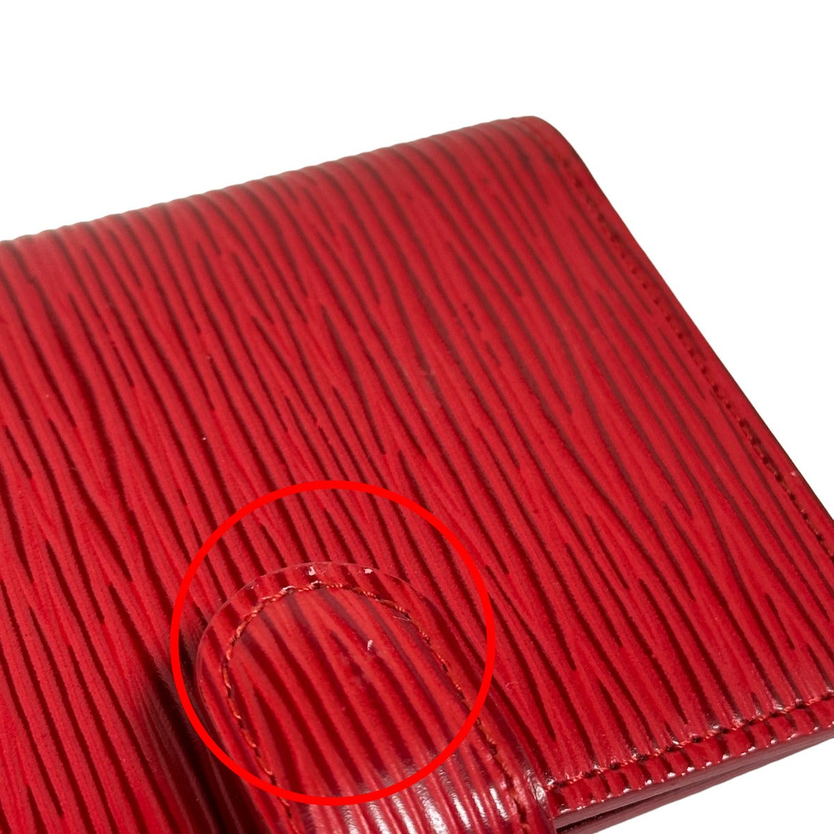 ルイヴィトン LOUIS VUITTON 手帳カバー
手帳カバー エピ アジェンダミニ エピレザー R2007E カスティリアンレッド LV
【SS】
【中古】