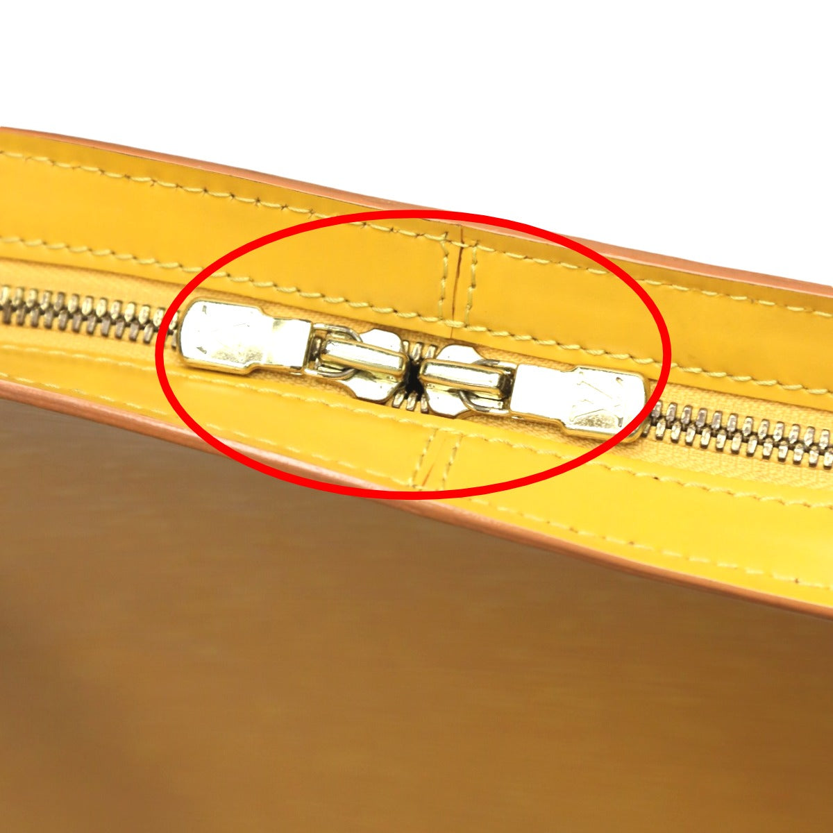 ルイヴィトン LOUIS VUITTON トートバッグ
トートバッグ エピ リュサック エピレザー M52289 タッシリイエロー LV
【SS】
【中古】