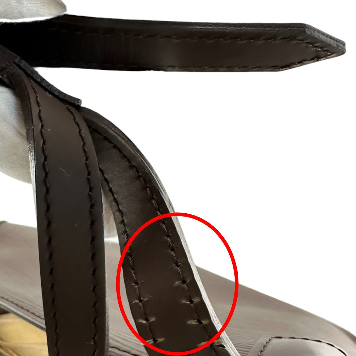ルイヴィトン LOUIS VUITTON トートバッグ
モカ エピ マンダラPM エピレザー M5893D ブラウン LV
【SS】
【中古】
