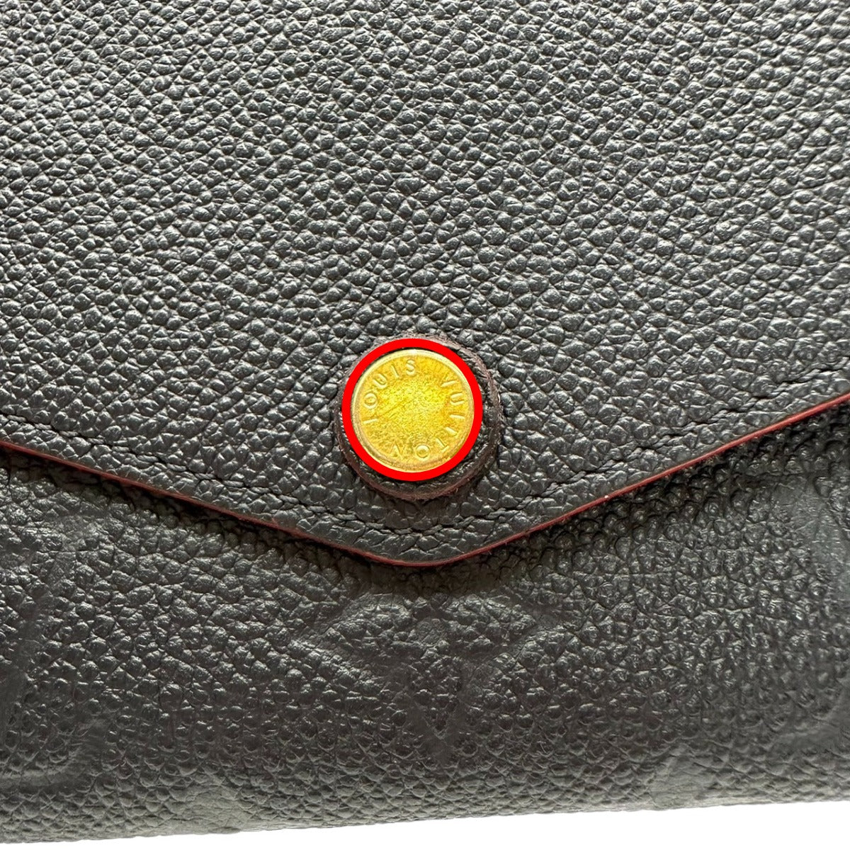 ルイヴィトン LOUIS VUITTON 長財布
ポルトフォイユ サラ アンプラント カードケース付小銭入 モノグラムアンプラント M62125 マリーヌルージュ LV
【SS】
【中古】